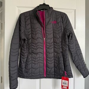 The North Face Women's Charcoal Puffer with Fuchsia Accents